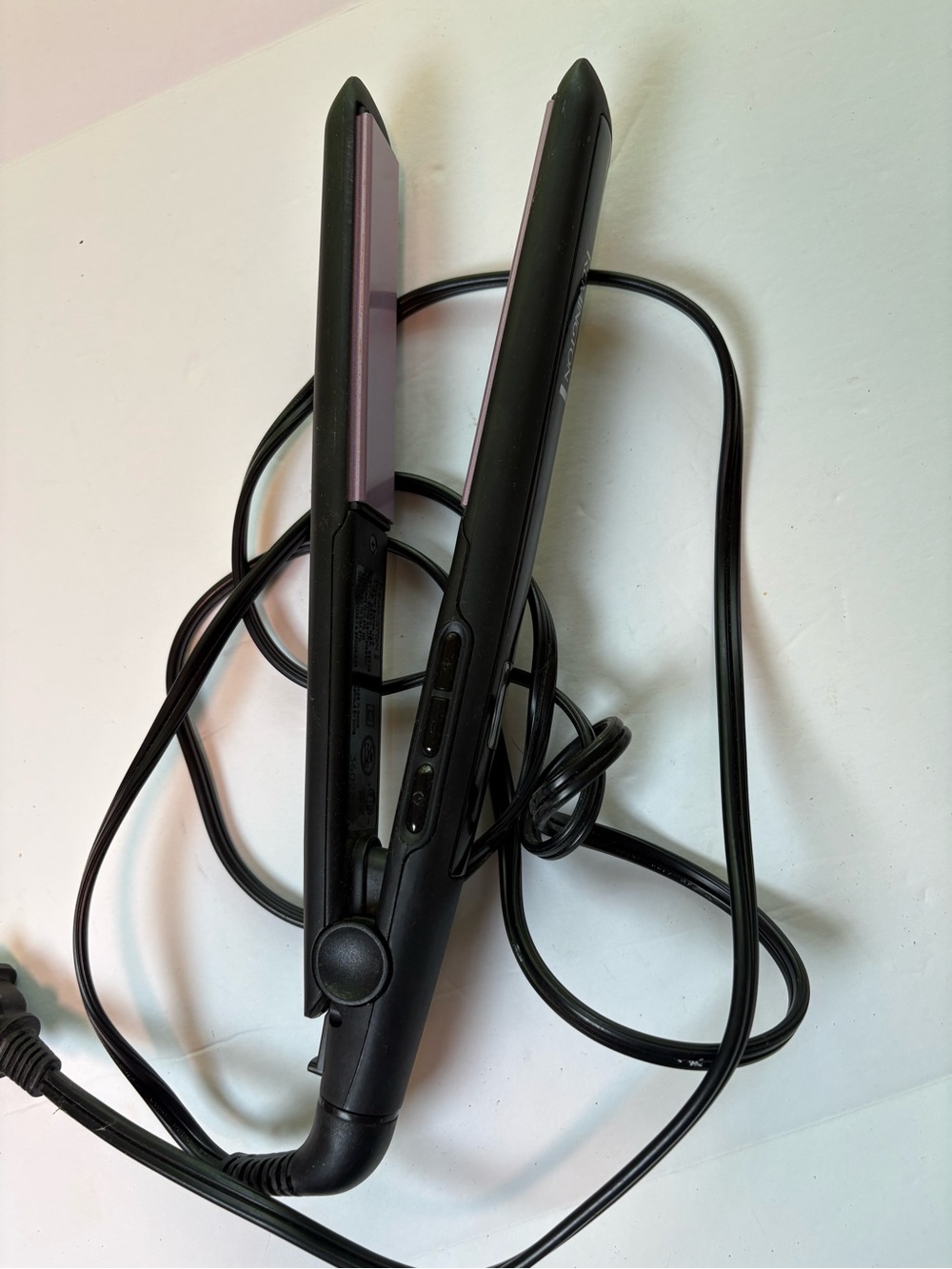 Remington Ceramic Flat Iron Hair Straightener Black Electric